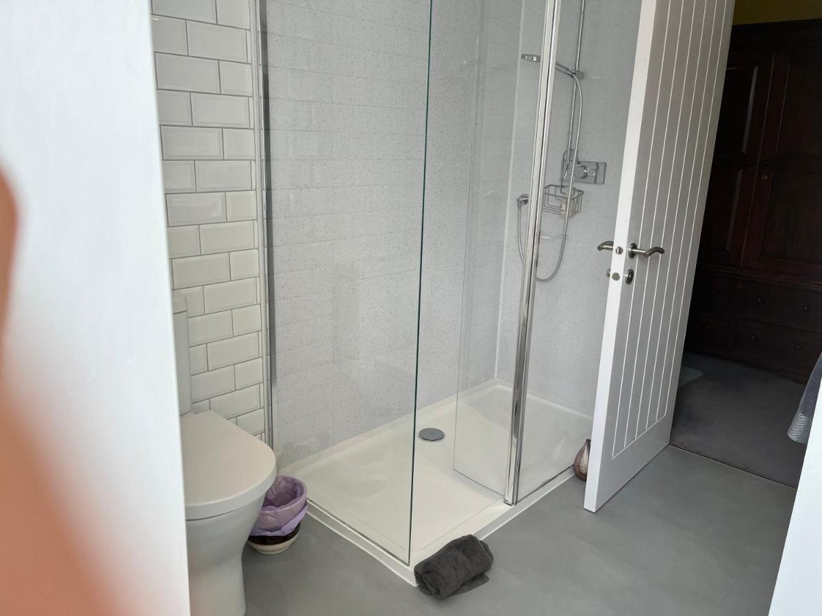 St John'S Town Of Dalry Glentress Apartment 1 Экстерьер фото