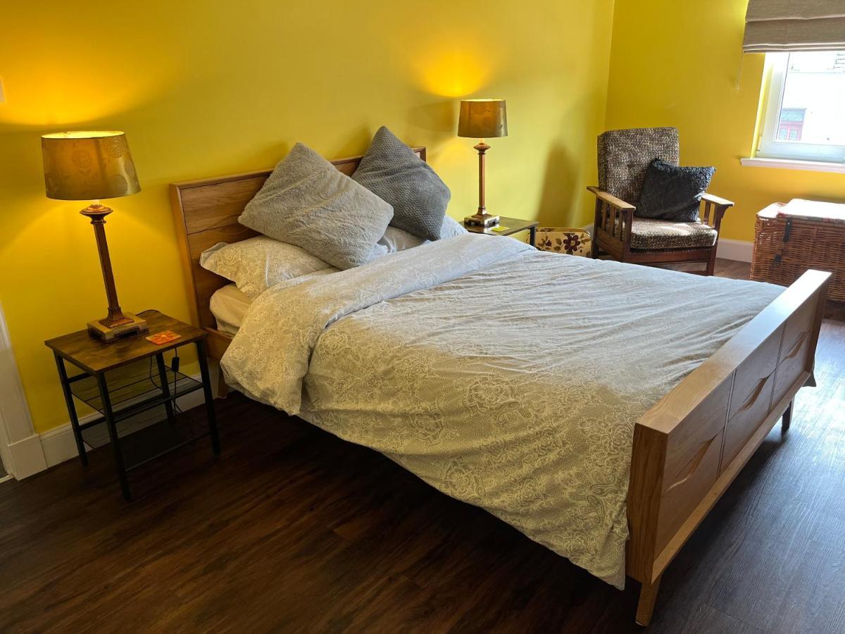 St John'S Town Of Dalry Glentress Apartment 1 Экстерьер фото